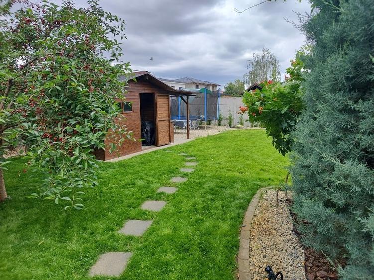 Duplex cu 3 camere cu Canalizare în Vladimirescu