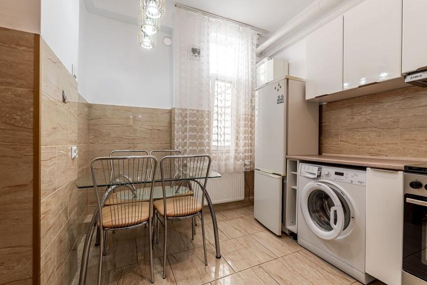Apartament cu 2 camere decomandat, mobilat în Pârneava