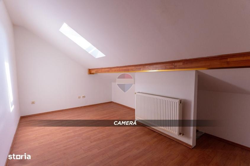 Apartament cu 4 camere în Central