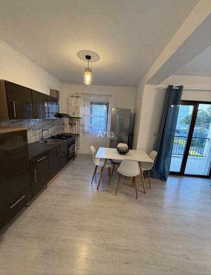 Proprietar inchiriez apartament 3 camere 2 bai