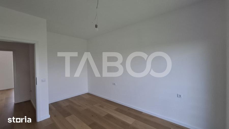 Casă cu 4 camere cu Teren 360 Mp în Șura Mică