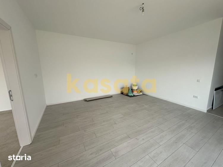 Casă cu 3 camere cu Teren 450 Mp în Central