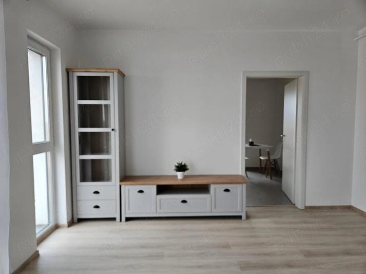 Apartament cu 2 camere decomandat în Aradului