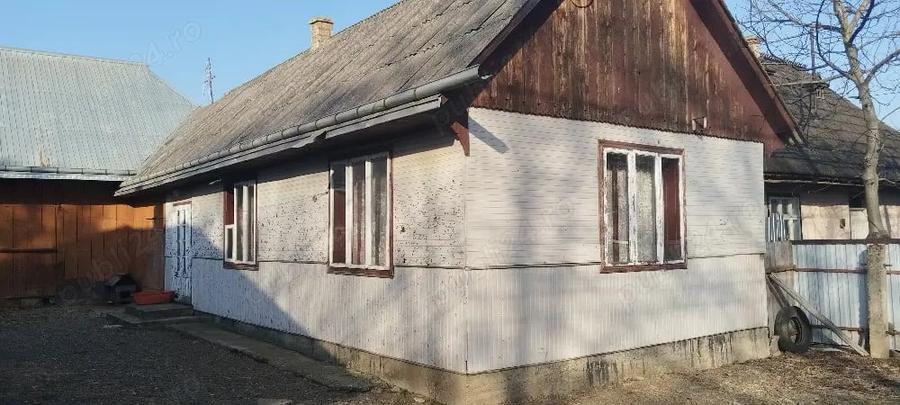 Casă cu Teren 5400 Mp în Central