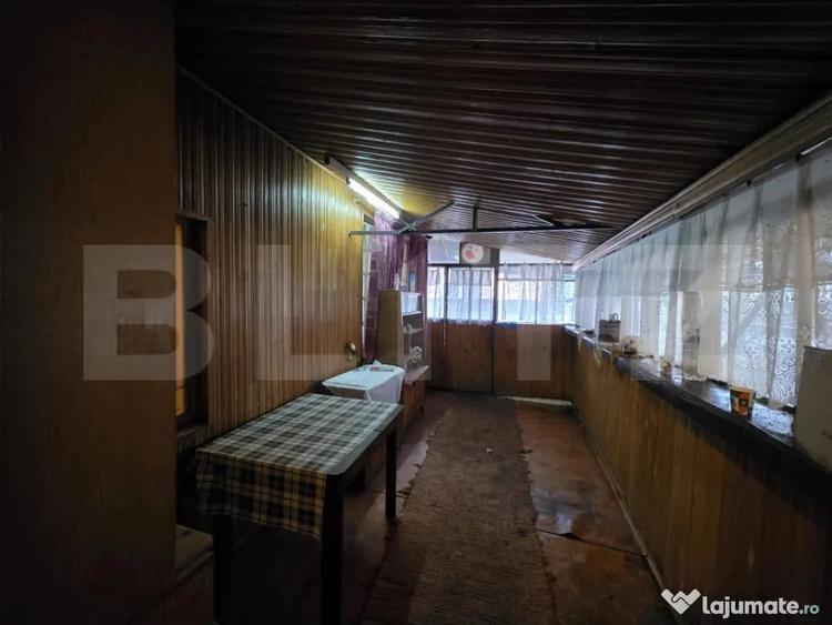 Casă cu 4 camere cu Teren 500 Mp în Titulescu