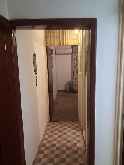 Apartament cu 3 camere decomandat, mobilat în Lujerului