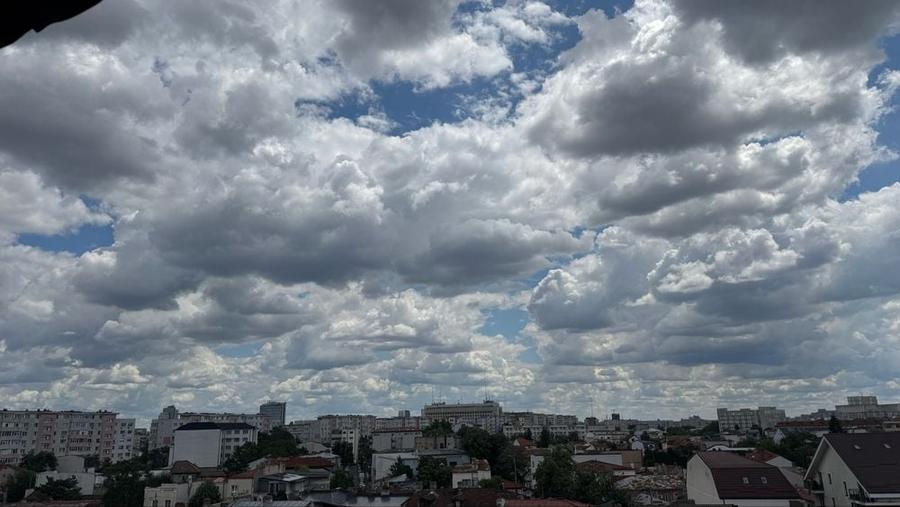 Apartament cu 2 camere semidecomandat în Basarab