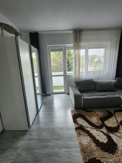 Apartament cu 3 camere decomandat în Ultracentral