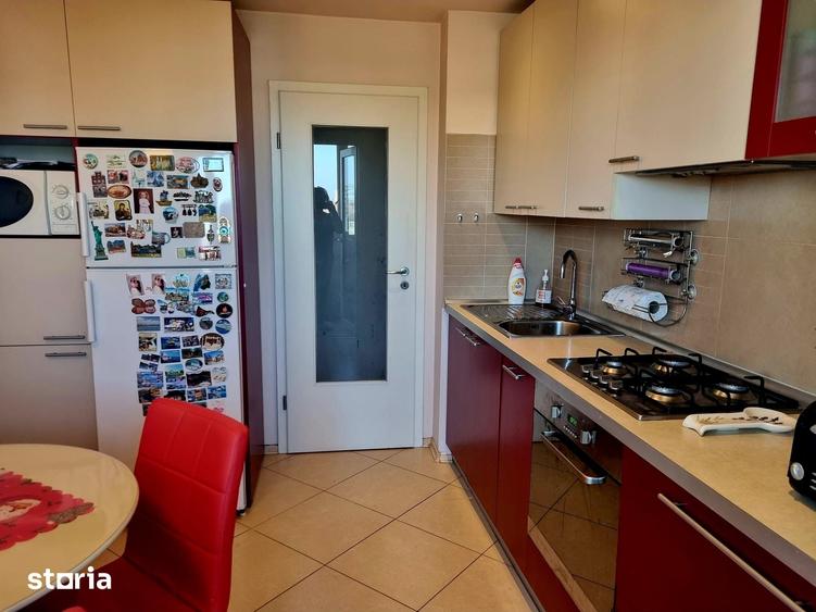 Apartament cu 3 camere, mobilat în Circumvalațiunii