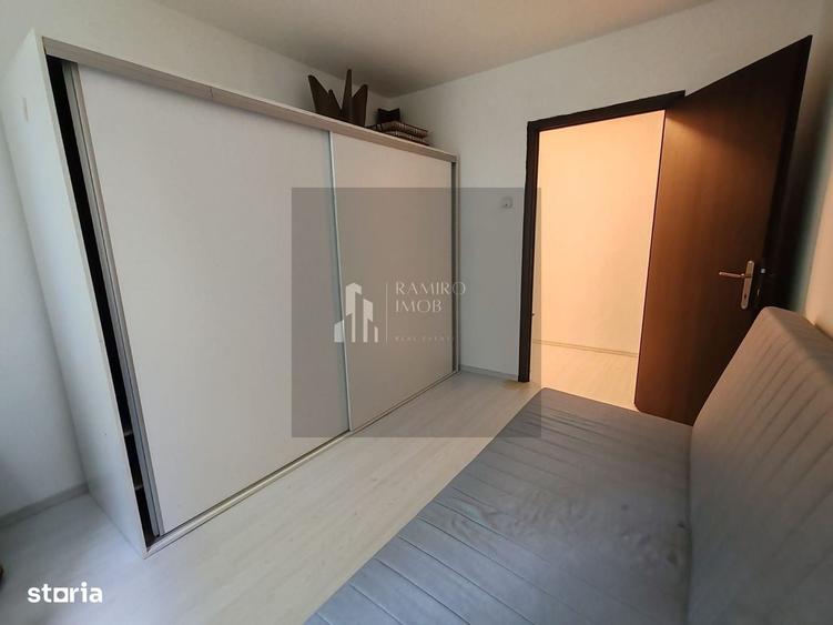 Apartament cu 3 camere semidecomandat în Berceni — fotografia 1