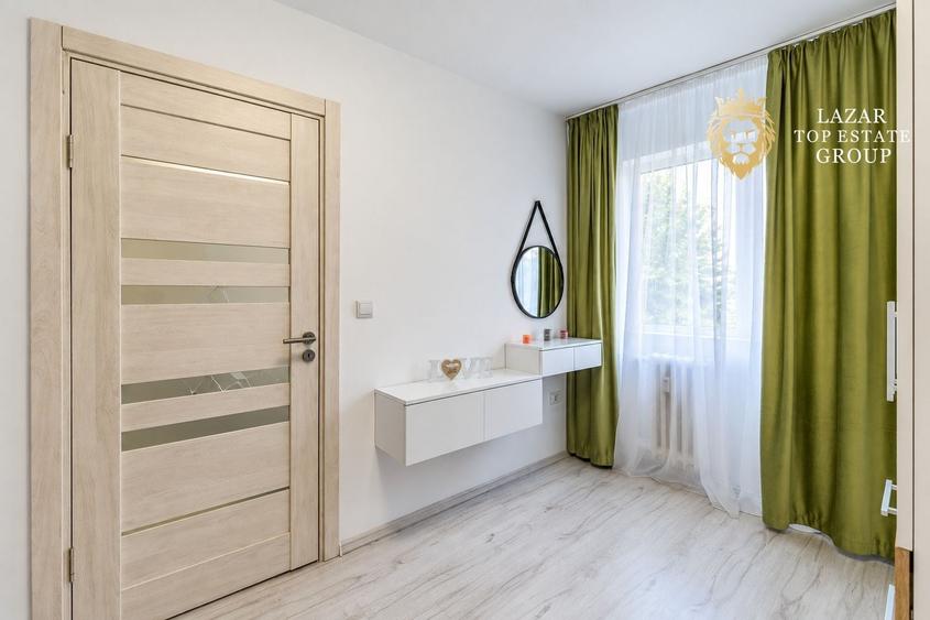 Apartament cu 3 camere semidecomandat, mobilat în Intim