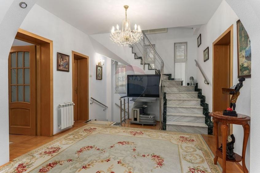 Apartament cu 5 camere in vila, curte si dependinte în Dorobanti - 2