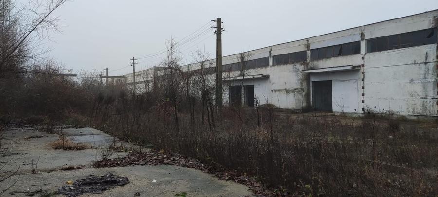 Spațiu industrial, de 4,900 mp, în Mitreni