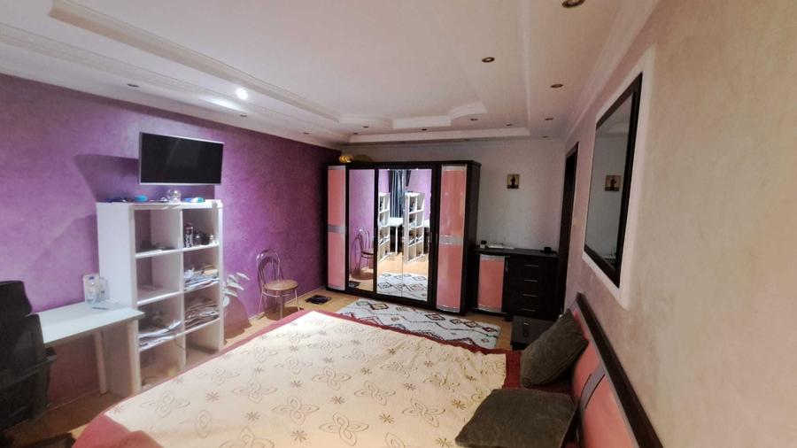 Apartament cu 2 camere decomandat în Exterior Vest