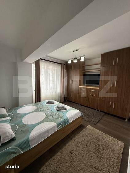 Apartament cu 3 camere decomandat, mobilat în Central