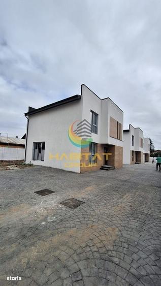 Casă cu 4 camere cu Teren 370 Mp în Central