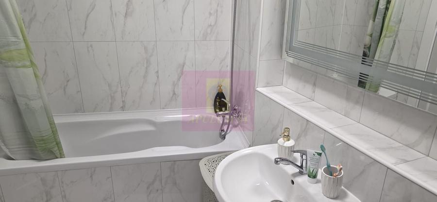 Apartament cu 2 camere semidecomandat, mobilat în Calea Moroieni