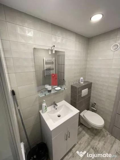 Apartament cu 2 camere decomandat, mobilat în P-ța Alba Iulia