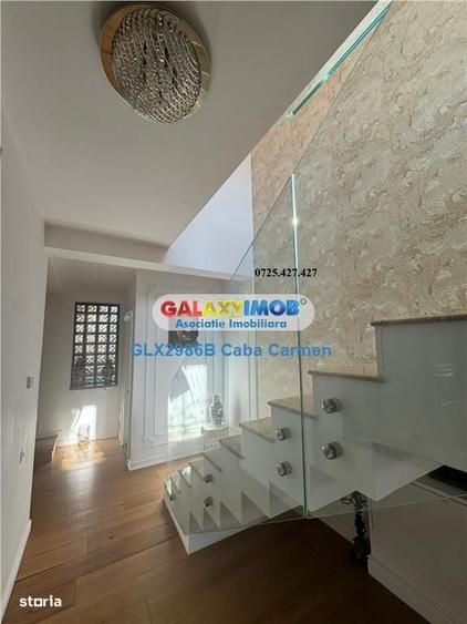 Casă cu 4 camere cu Teren 1050 Mp în Ostratu