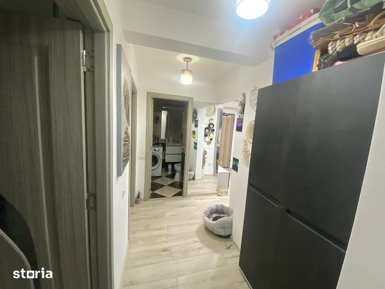 Apartament cu 3 camere în Baicului