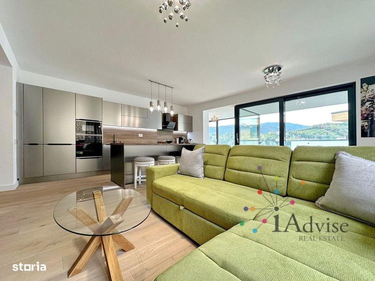 Apartament cu 3 camere decomandat în Drumul Poienii