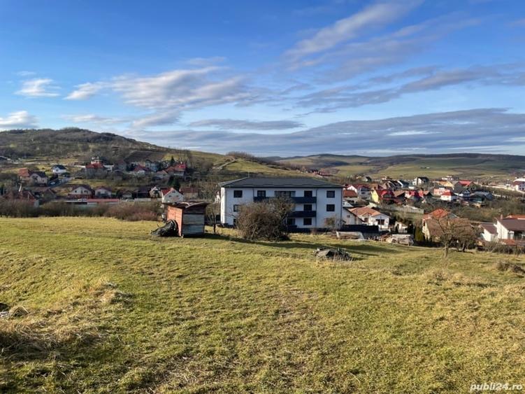 Teren de 16663 mp, în Central