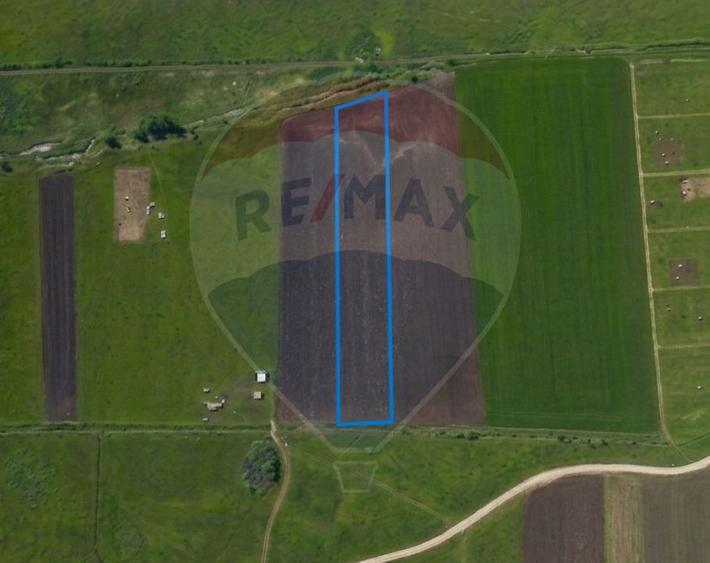 Teren Construcții intravilan de 8600 mp, în Stupini