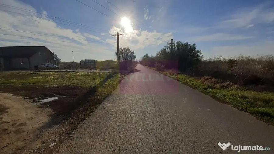 Teren de 1137 mp, în 1 Decembrie