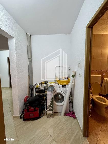 Apartament cu 3 camere decomandat, mobilat în Central