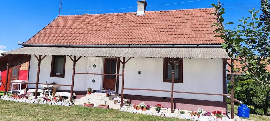 Casă cu Canalizare în Suseni