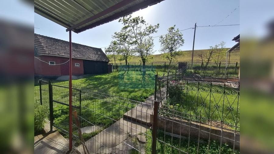 Casă cu 2 camere cu Canalizare în Ploscoș