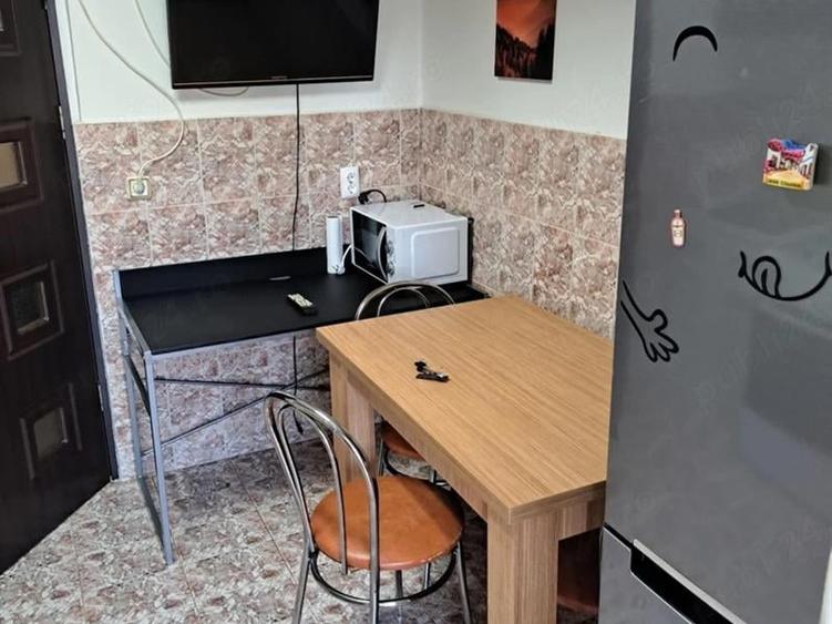 Apartament cu 2 camere decomandat în Burdujeni