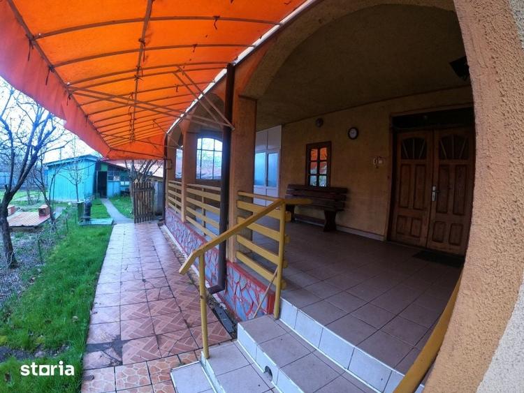 Casă cu 6 camere cu Teren 1650 Mp în Daia
