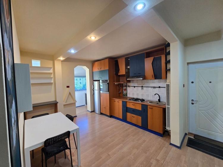 Apartament cu 2 camere, mobilat în Circumvalațiunii