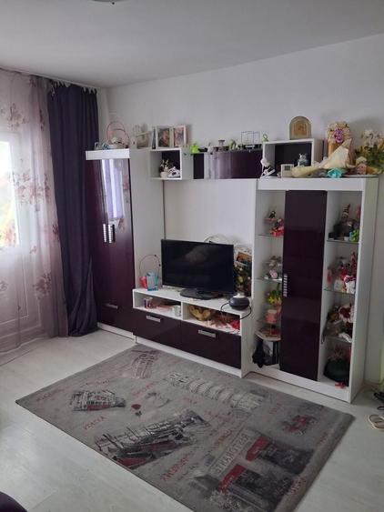 Apartament cu 2 camere în Letea Veche