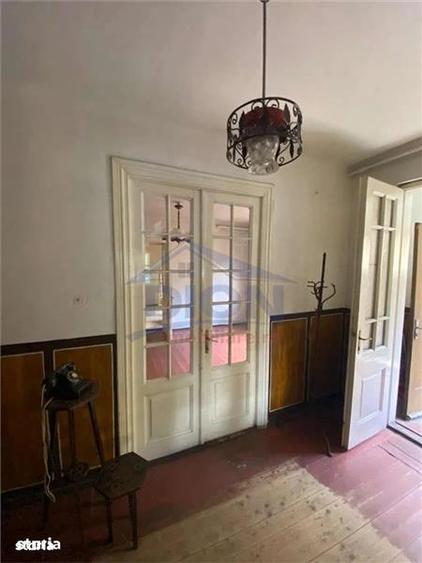 Apartament cu 3 camere semidecomandat în Dristor