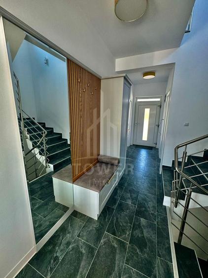 Casă individuală cu 5 camere cu Canalizare în Cisnădioara
