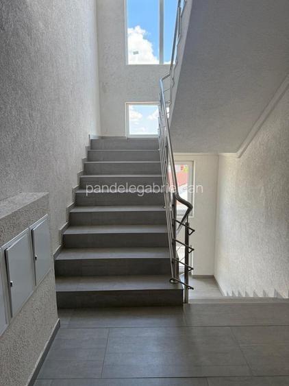 Apartament cu 2 camere decomandat în Apărătorii Patriei