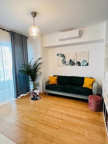 Apartament cu 2 camere semidecomandat, mobilat în Timpuri Noi