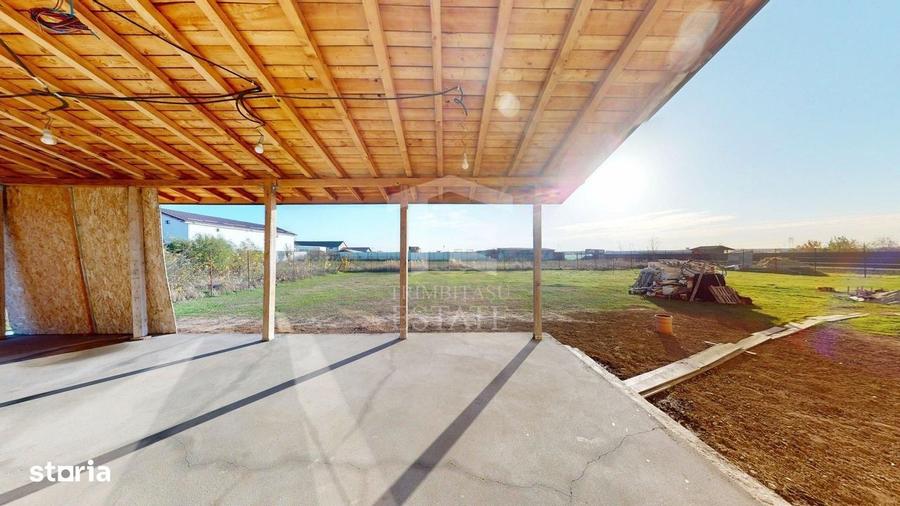 Casă cu 4 camere cu Teren 1000 Mp în Bălăceanca