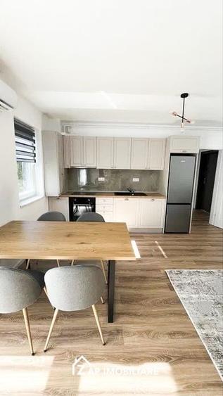 Apartament cu 2 camere decomandat, mobilat în Central