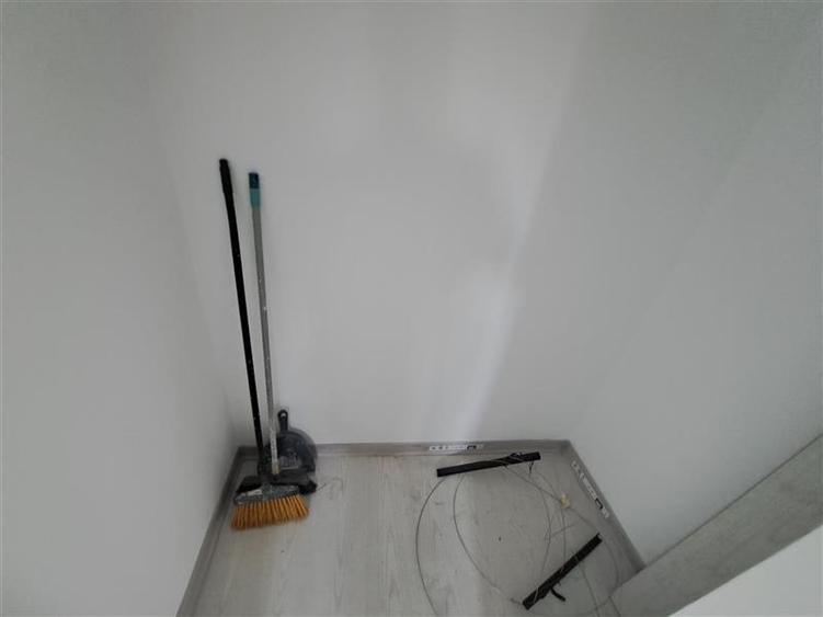 Apartament cu 2 camere semidecomandat în Tipografilor