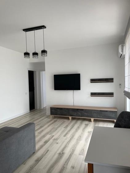 Apartament cu 2 camere decomandat, mobilat în Parcul Carol