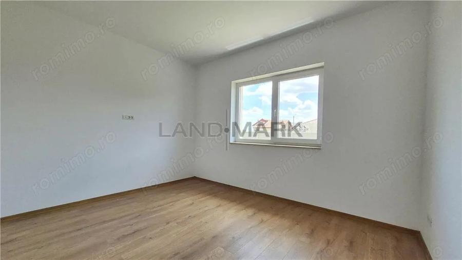 Casă cu 4 camere cu Teren 422 Mp în Central