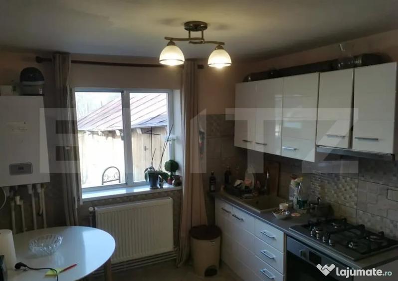 Apartament cu 2 camere semidecomandat în Tătărași