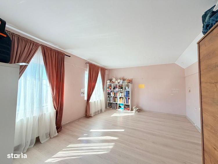 Casă cu 4 camere în Ultracentral