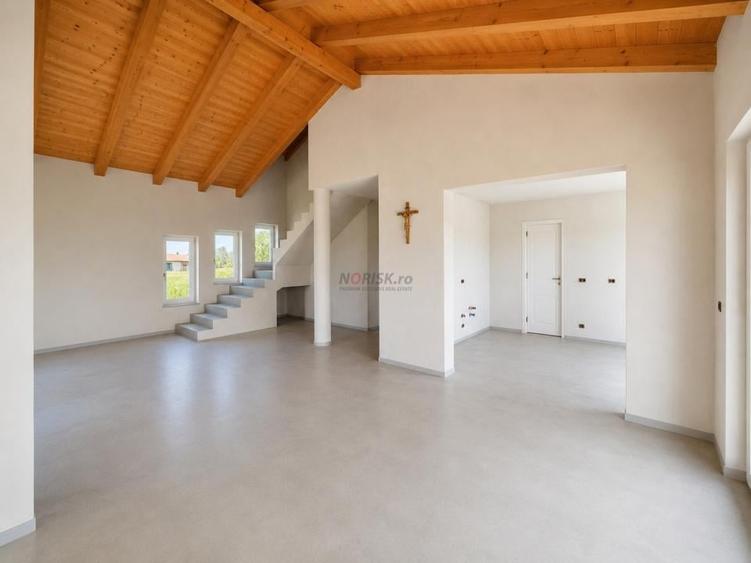 Savinesti Casa P+M 4 Camere 210 mp Teren 2.143 mp - 6