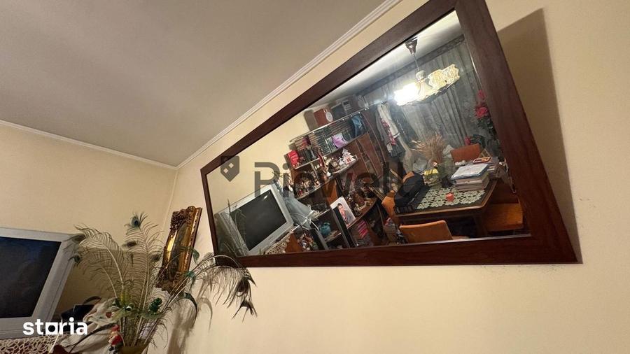 Apartament cu 4 camere decomandat, mobilat în Vitan