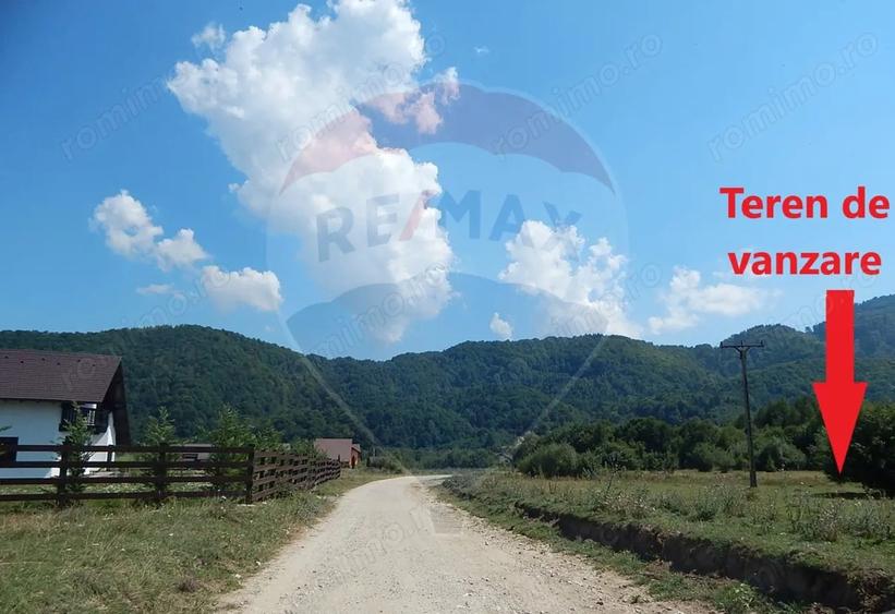 Teren de 1100 mp, în Glăjărie