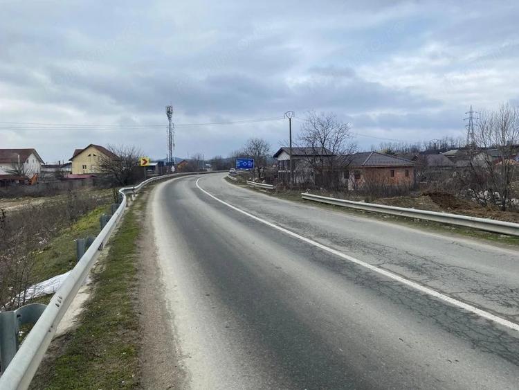 Teren de 4000 mp, în Centura